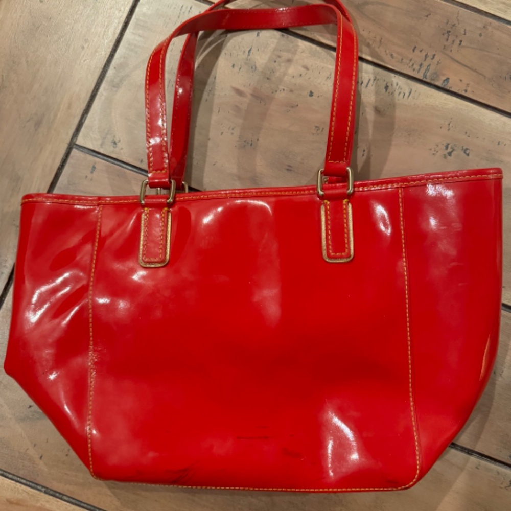 Dooney and Bourke red purse - Picture 2 of 5